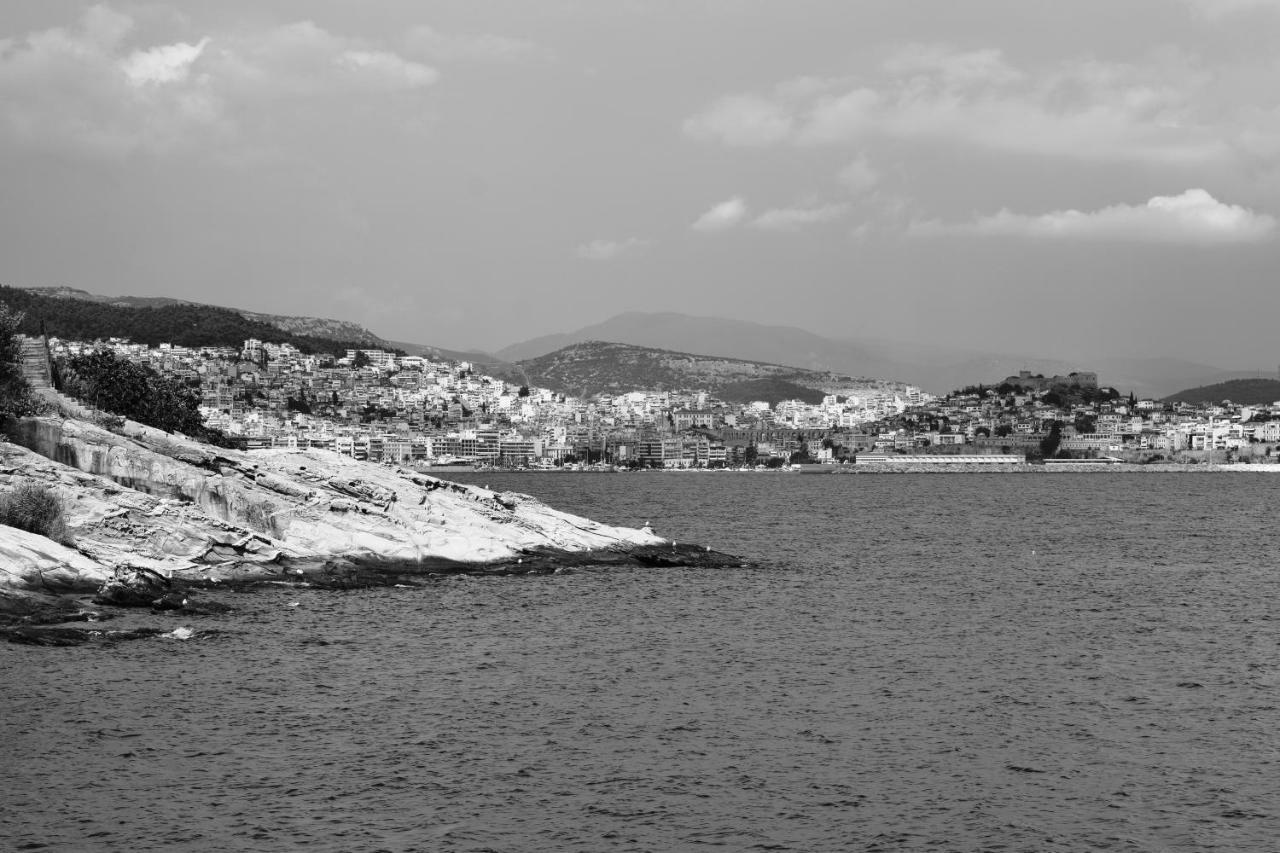 Beach Side Apart I Apartment Kavala Bagian luar foto