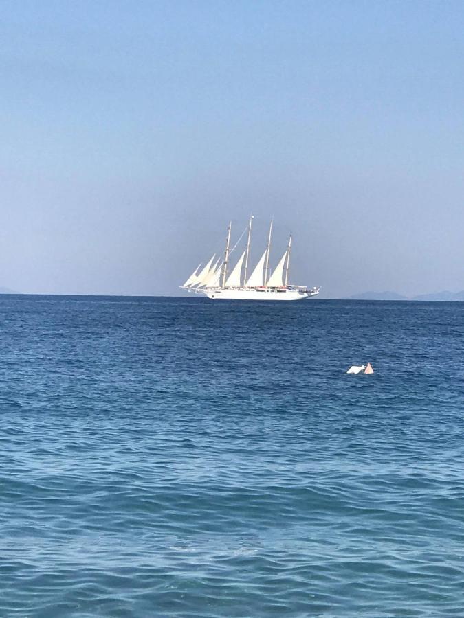 Beach Side Apart I Apartment Kavala Bagian luar foto